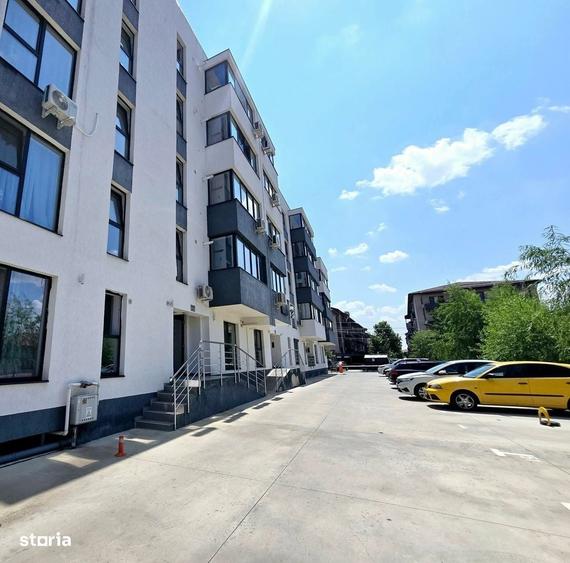 Apartament cu 4 camere decomandat în Dobroești