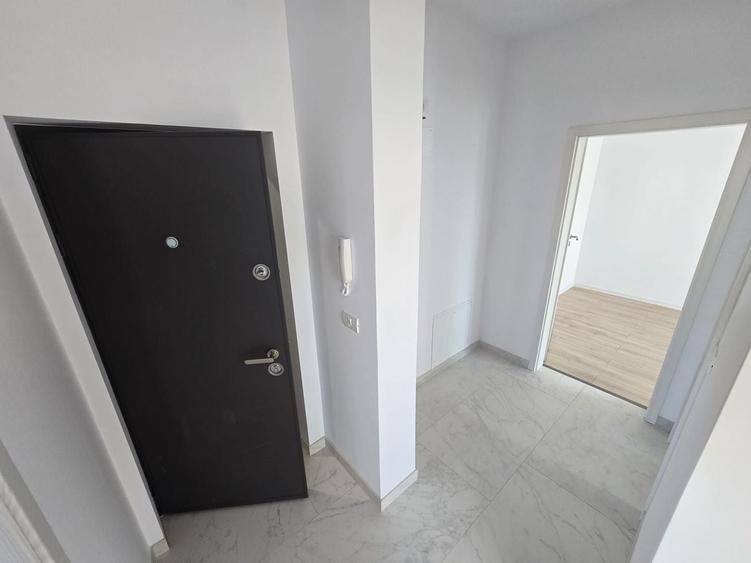 Apartament cu 2 camere decomandat în Giroc