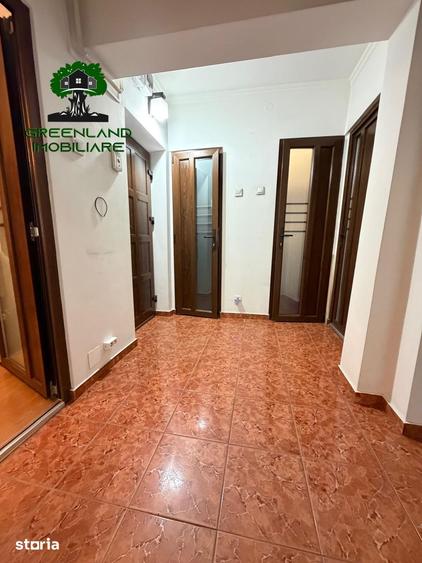 Apartament cu 2 camere decomandat în Mircea cel Bătrân
