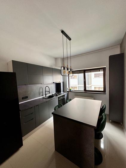 Apartament cu 2 camere decomandat în Tomis Plus