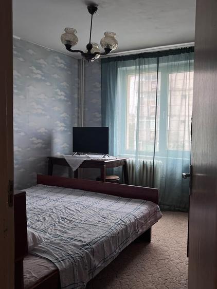 Apartament cu 4 camere decomandat în Pantelimon