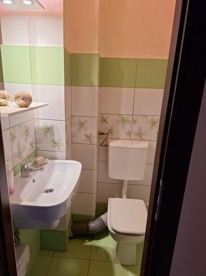 Apartament cu 3 camere în Popoveni