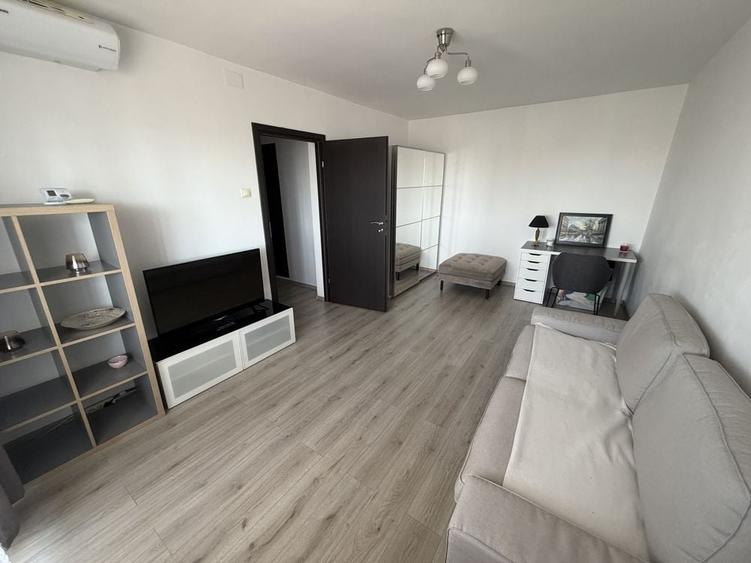Apartament cu 2 camere decomandat în Moșilor