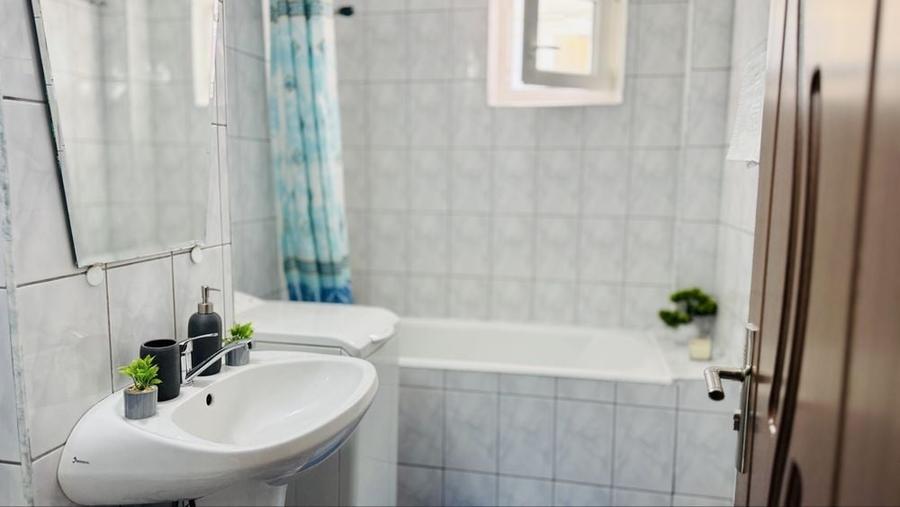 Garsonieră decomandată în Exterior Vest
