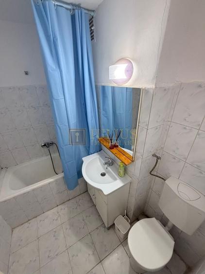 Apartament cu 2 camere decomandat, mobilat în Medicină