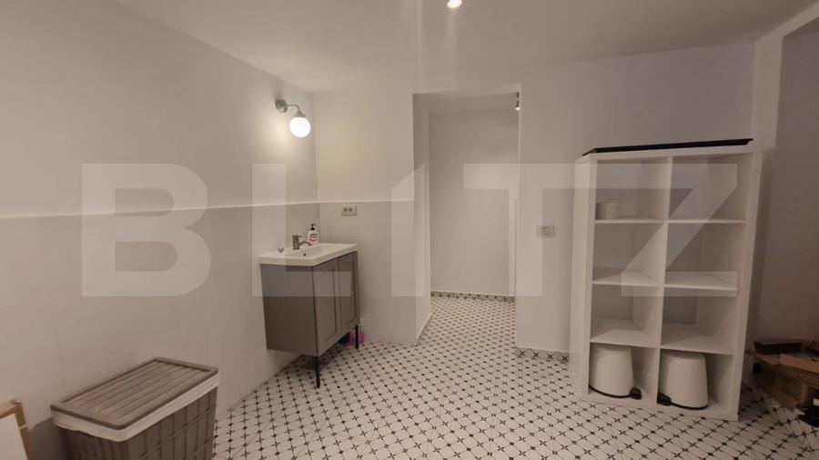 Casă individuală cu 3 camere cu Canalizare în Schei