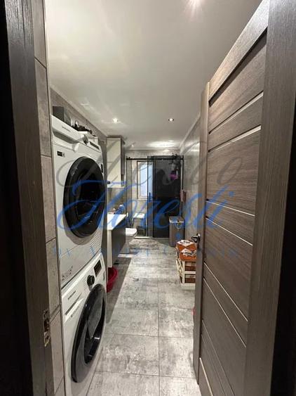 Apartament cu 3 camere semidecomandat, mobilat în Florești