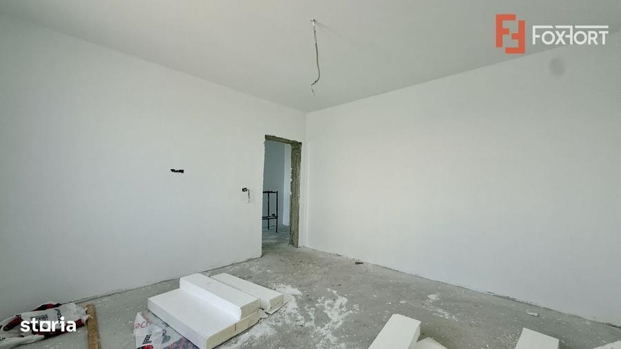 Casă cu 3 camere în Moșnița Veche