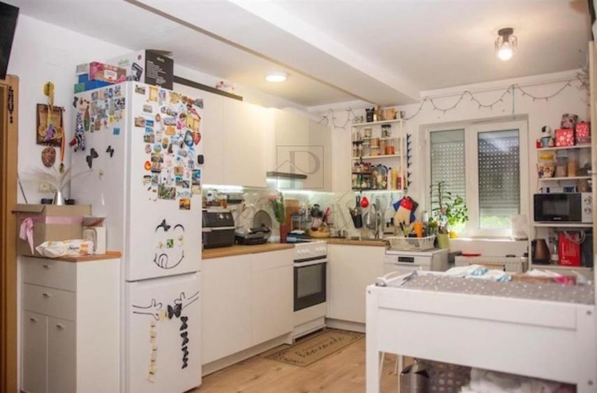 Apartament cu 2 camere semidecomandat, mobilat în Giroc