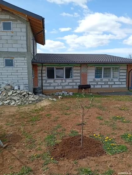 Casă cu 4 camere cu Teren 538 Mp în Priseaca
