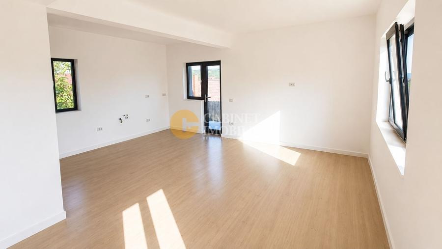 Casă individuală cu 3 camere cu Canalizare în Horpaz