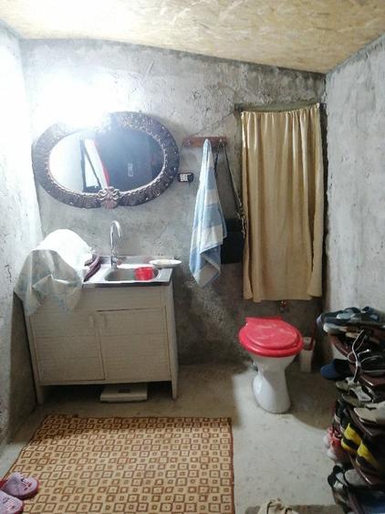 Casă cu 2 camere cu Teren 2000 Mp în Călienii Noi