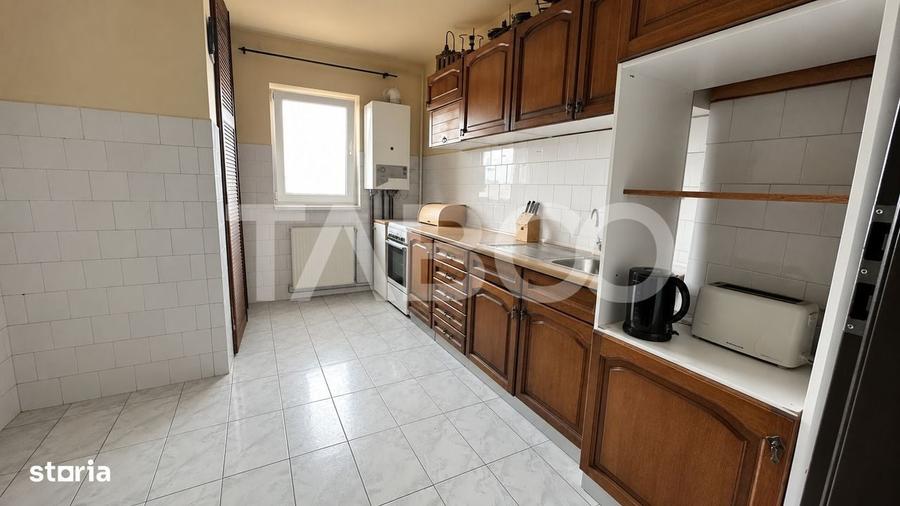 Apartament 4 camere etaj intermediar cu pivnita zona Strand Sibiu - 6