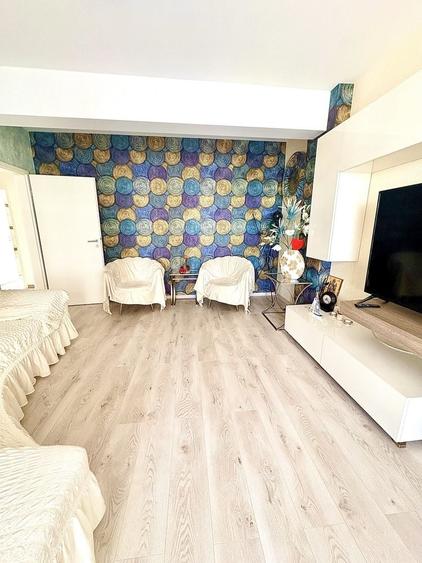 Apartament cu 2 camere decomandat în Central