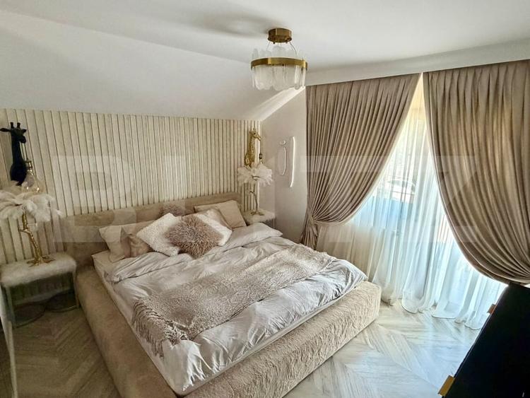Apartament cu 4 camere decomandat, mobilat în Periferie
