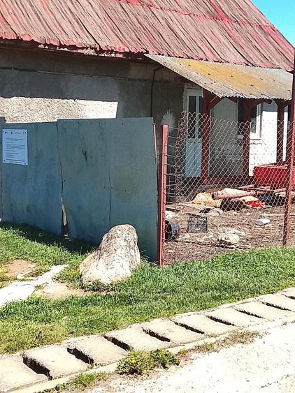 Casă cu 2 camere cu Teren 460 Mp în Marga