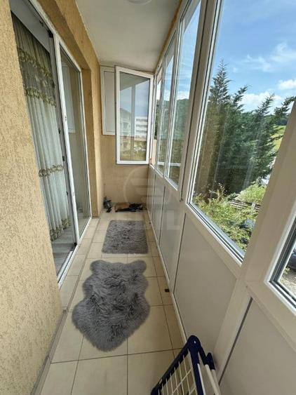 Apartament 2 camere semidecomandat zona Florilor - 8