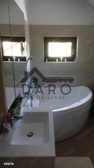 Casă cu 3 camere cu Teren 250 Mp în Corunca