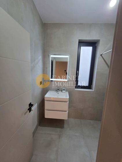 Duplex cu 3 camere cu Canalizare în Miroslava
