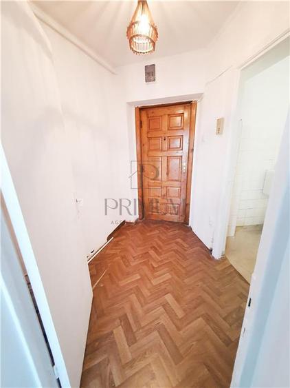 Garsonieră decomandată în Șagului