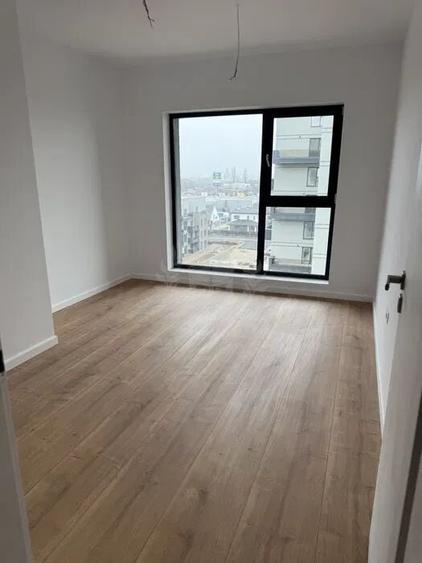 Apartament cu 3 camere decomandat în Albert