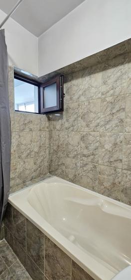 Apartament cu 2 camere decomandat în Calea Victoriei