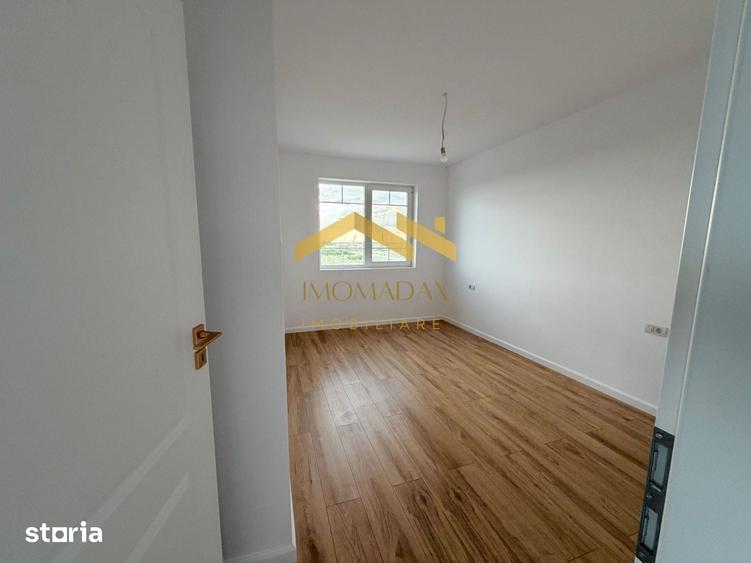 Casă cu 4 camere cu Teren 280 Mp în Bucovăț