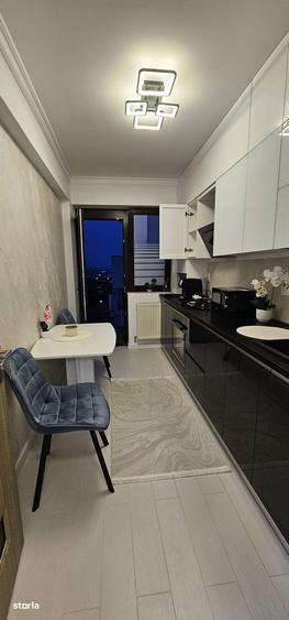 Apartament cu 2 camere decomandat în Galata