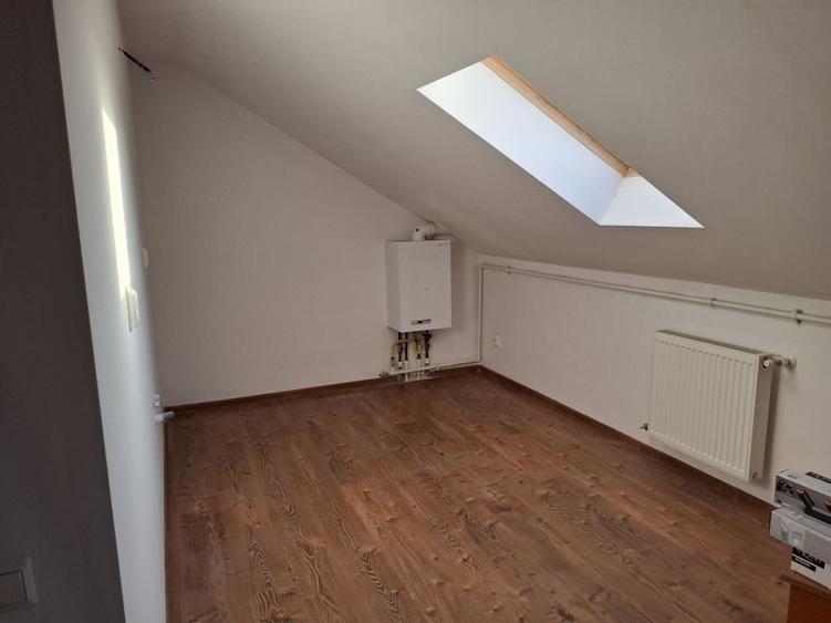 Apartament cu 2 camere semidecomandat în Florești