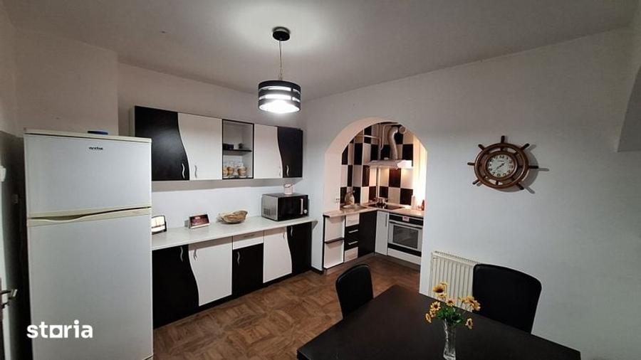 Apartament 4 camere bd A.I Cuza bl D20 - 5