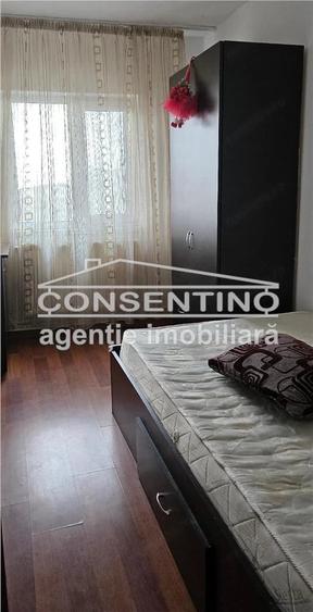 Apartament cu 3 camere decomandat în Dorobanți 1