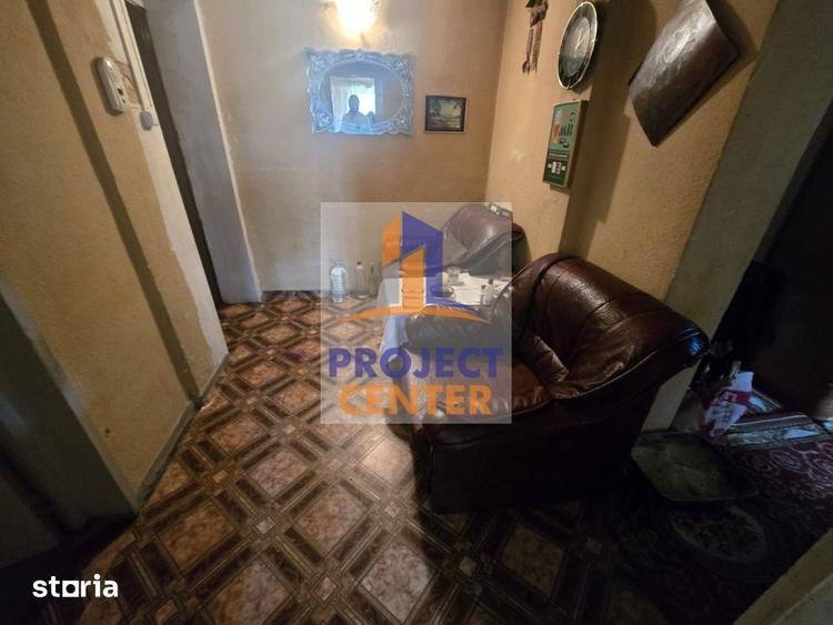 Apartament cu 4 camere decomandat în Ciupercenii Noi