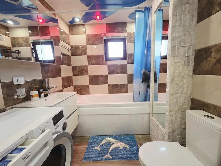Apartament cu 2 camere decomandat în Micro 17