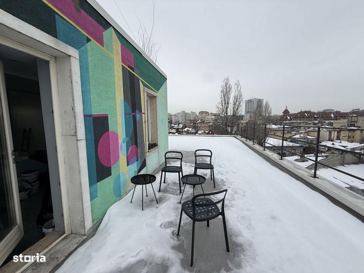 Apartament cu 3 camere decomandat în Romană
