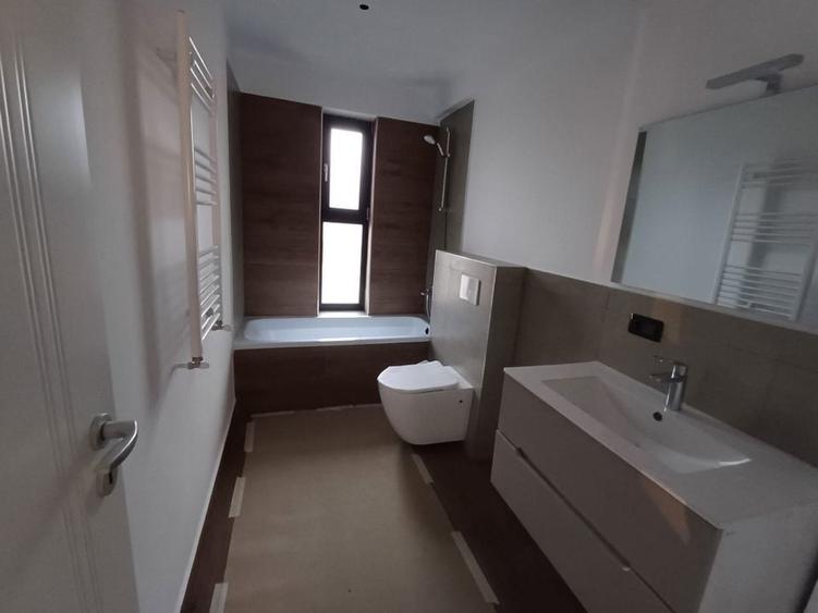 Duplex cu 6 camere cu Teren 280 Mp în Nord