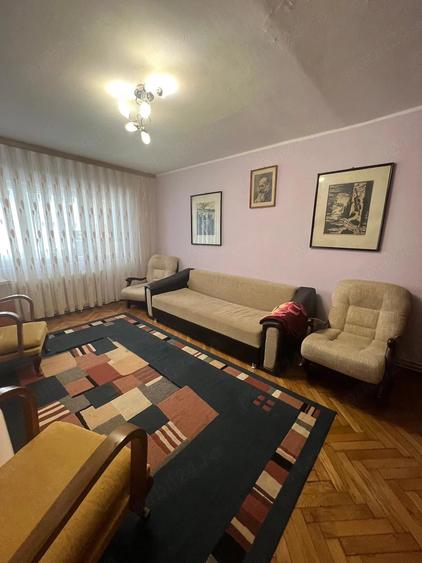 Apartament cu 3 camere decomandat în Gheorgheni