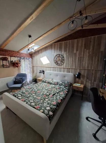 Duplex cu 4 camere cu Canalizare în Florești