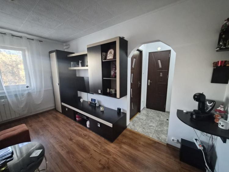 Apartament cu 2 camere semidecomandat, mobilat în Berceni — fotografia 3