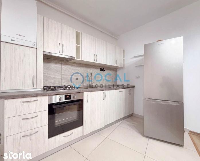 Apartament cu 3 camere semidecomandat în Mărăști