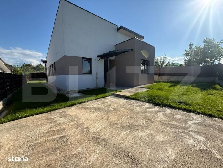 Casă cu 4 camere în Hlincea