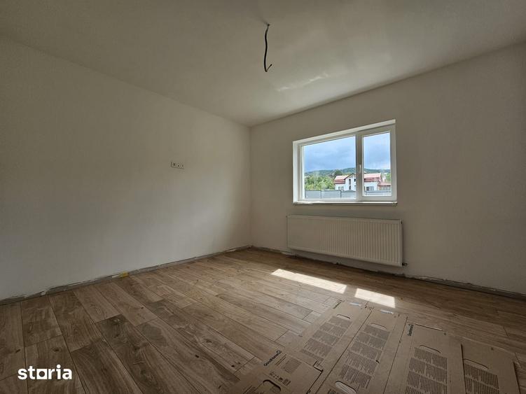 Casă cu 3 camere cu Teren 600 Mp în Central