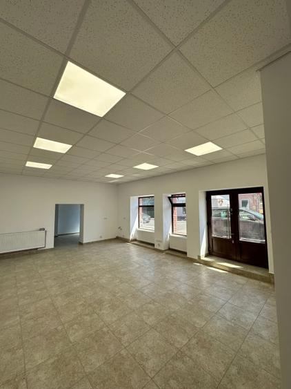 Spațiu comercial, de 90 mp, în Reghin