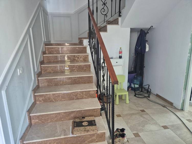 Casă individuală cu 5 camere cu Teren 1000 Mp în Zurbaua
