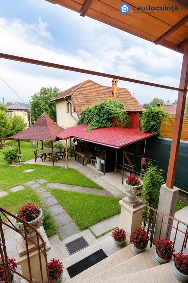 Casă cu 5 camere cu Teren 235 Mp în Curtea de Argeș