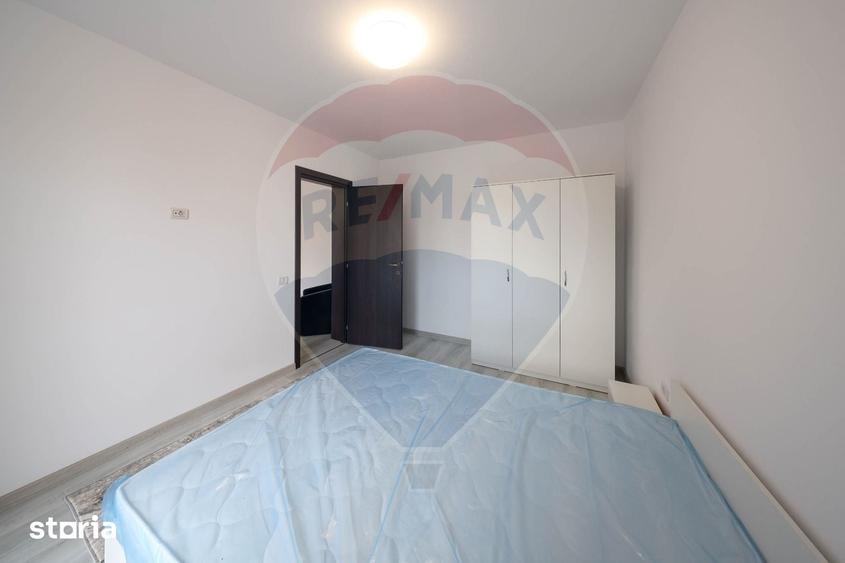 Apartament cu 2 camere semidecomandat în Sânpetru