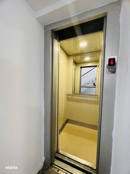 Apartament cu 4 camere în Văcăresti