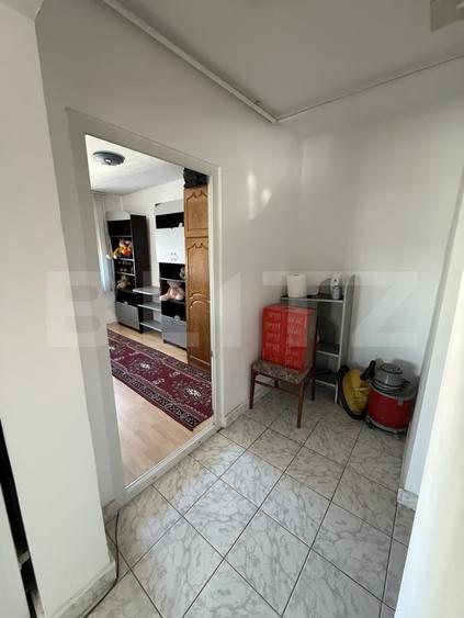 Apartament 3 camere, 55 mp, zona Micro 4 - 5