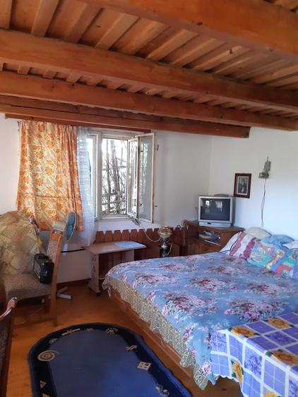 Casă cu 2 camere în Fundeni
