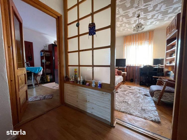 Apartament cu 4 camere decomandat în Păcurari