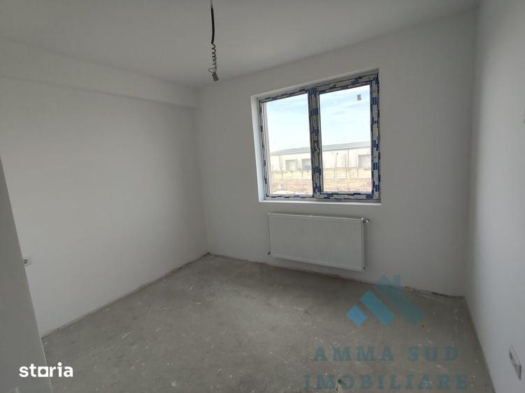 Casă cu 5 camere cu Teren 120 Mp în Central